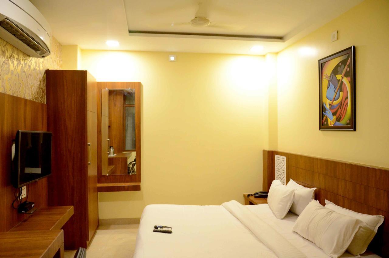 Hotel Shikhar Darshan Ujjain Extérieur photo