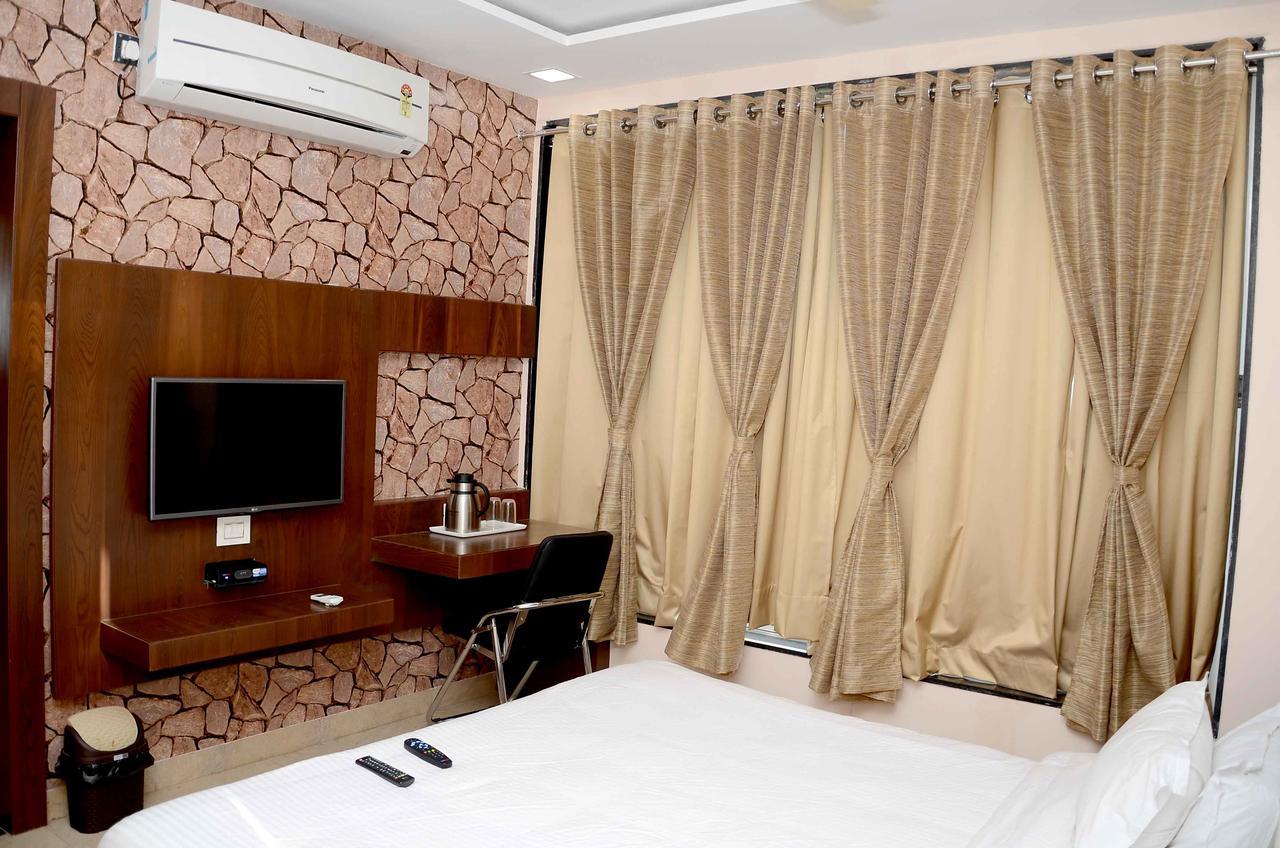 Hotel Shikhar Darshan Ujjain Extérieur photo