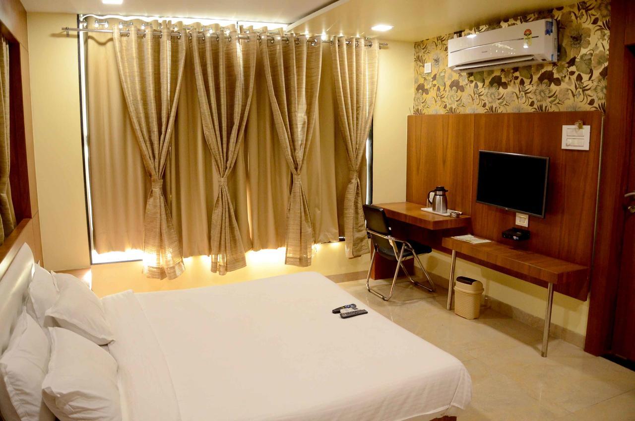 Hotel Shikhar Darshan Ujjain Extérieur photo