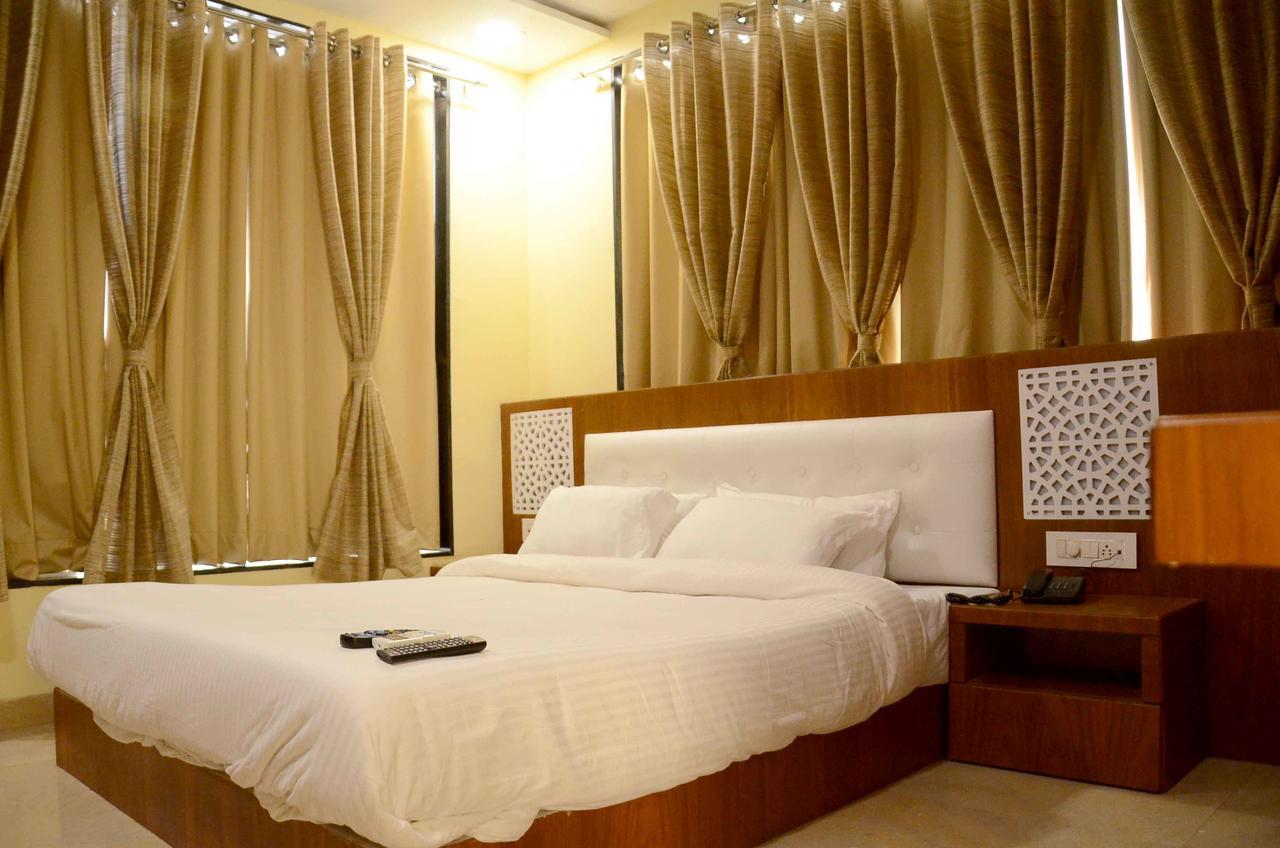 Hotel Shikhar Darshan Ujjain Extérieur photo