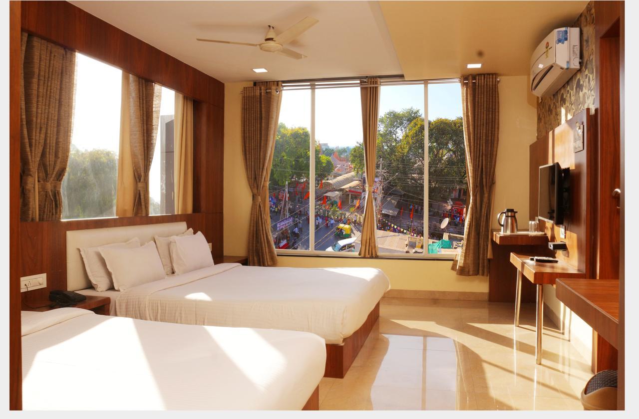 Hotel Shikhar Darshan Ujjain Extérieur photo