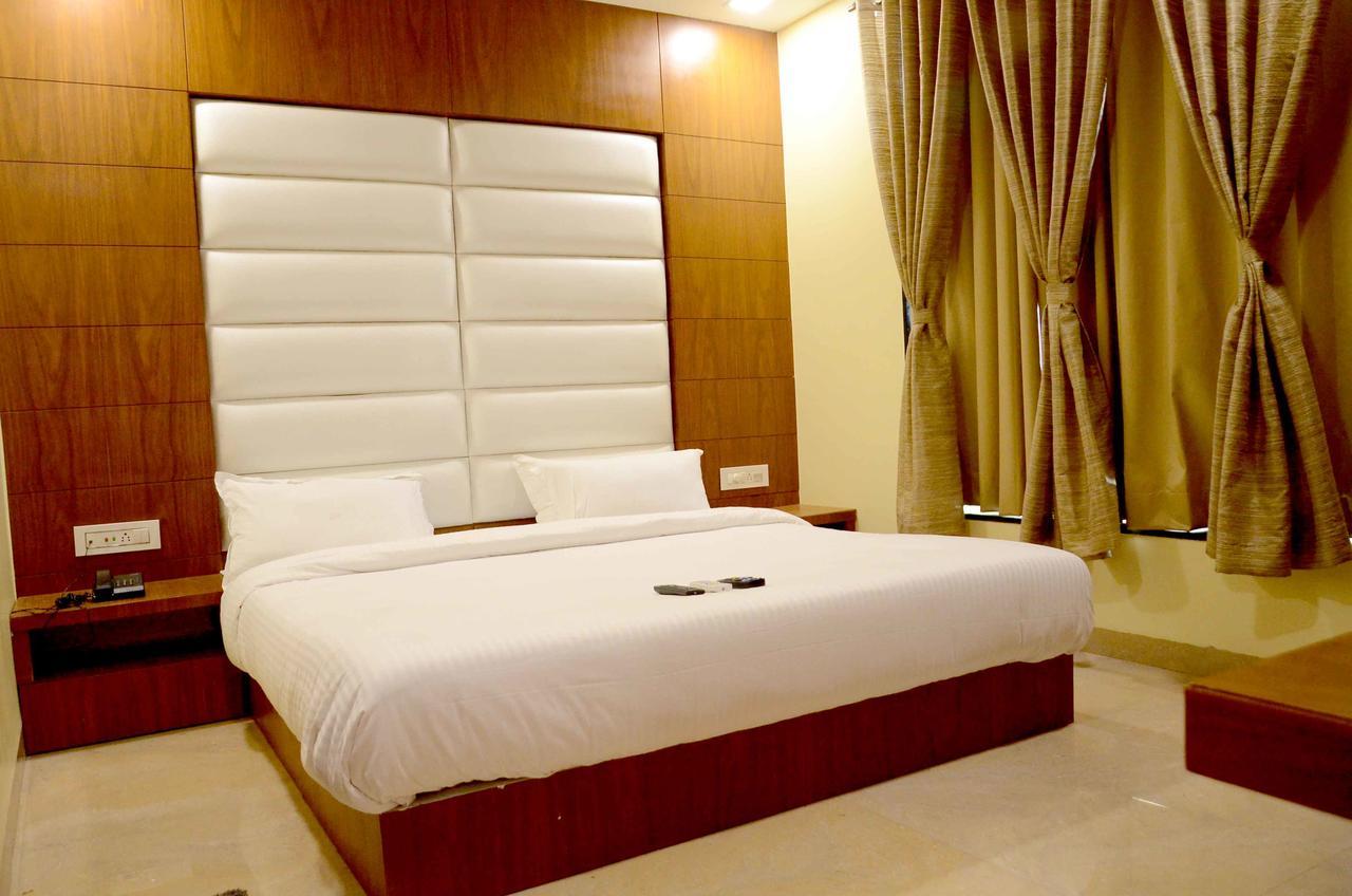 Hotel Shikhar Darshan Ujjain Extérieur photo
